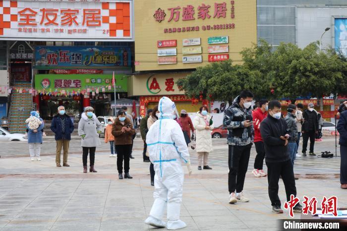 廣西百色疫情動態(tài)下的日常溫情觀察